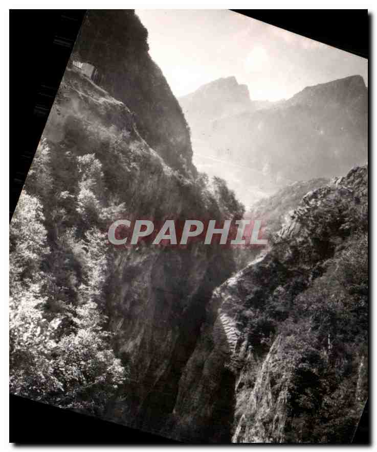CPA St Sauveur H P la Gorge des Hollandais 