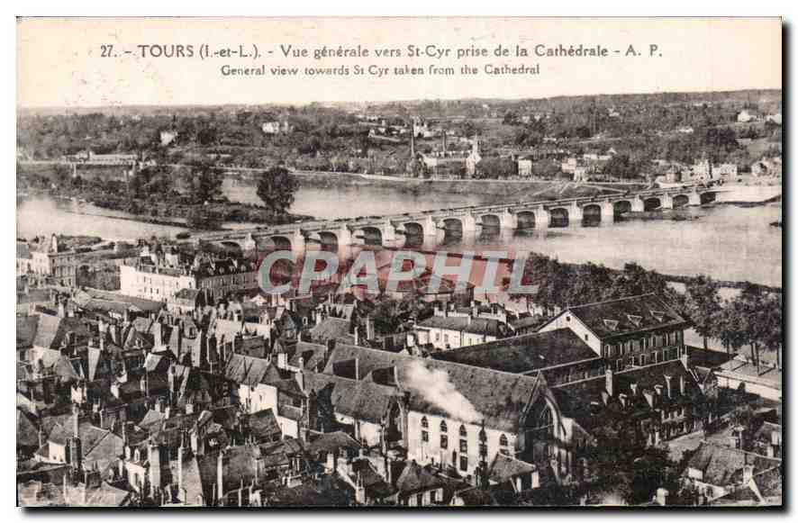 CPA Tours I et L vue generale vers St Cyr prise de la Cathedrale 