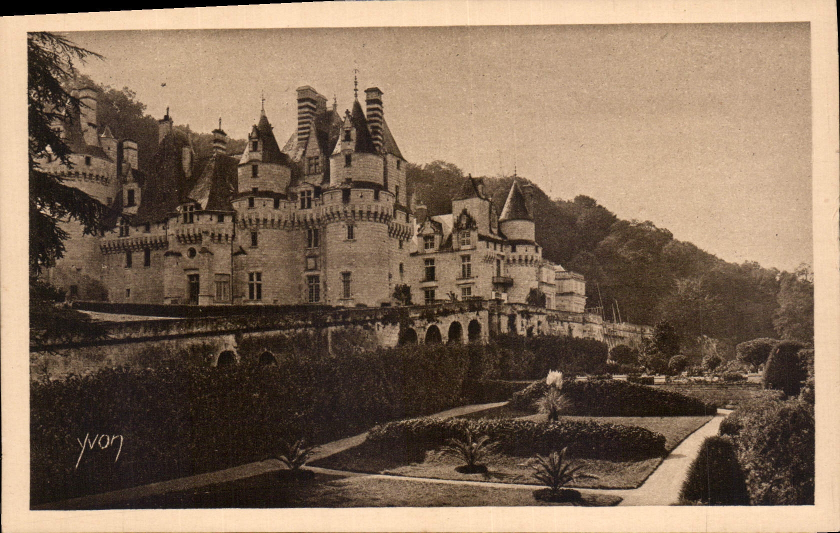 CPA Chateaux de la Loire Chateau de Rigny Usse vue d'ensemble Nord Est 