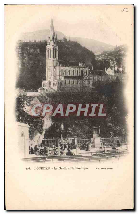CPA Lourdes La Grotte et la Basilique 