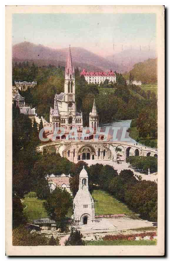 CPA Lourdes H P La Basilique vue du Chateau Fort 