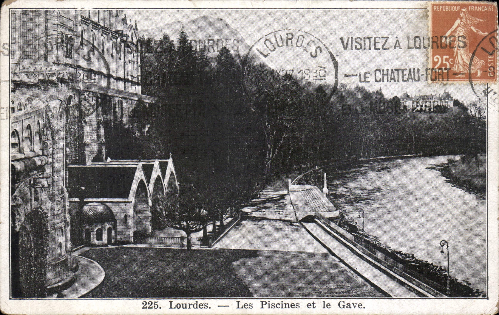 CPA Lourdes Les Piscines et le Gave 