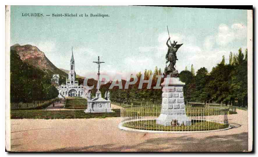 CPA Lourdes Saint Michel et la Basilique 