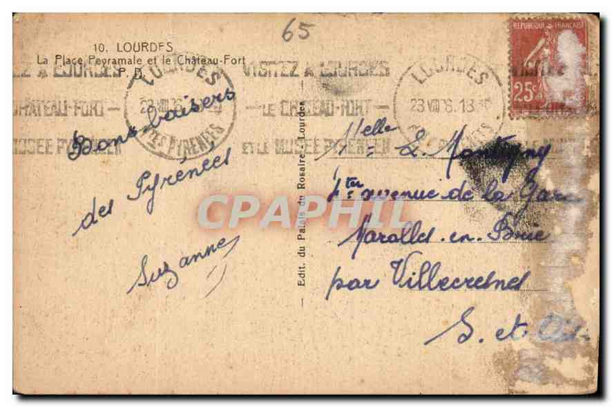 CPA Lourdes La Place Peyramale et le Chateau Fort  — Verso