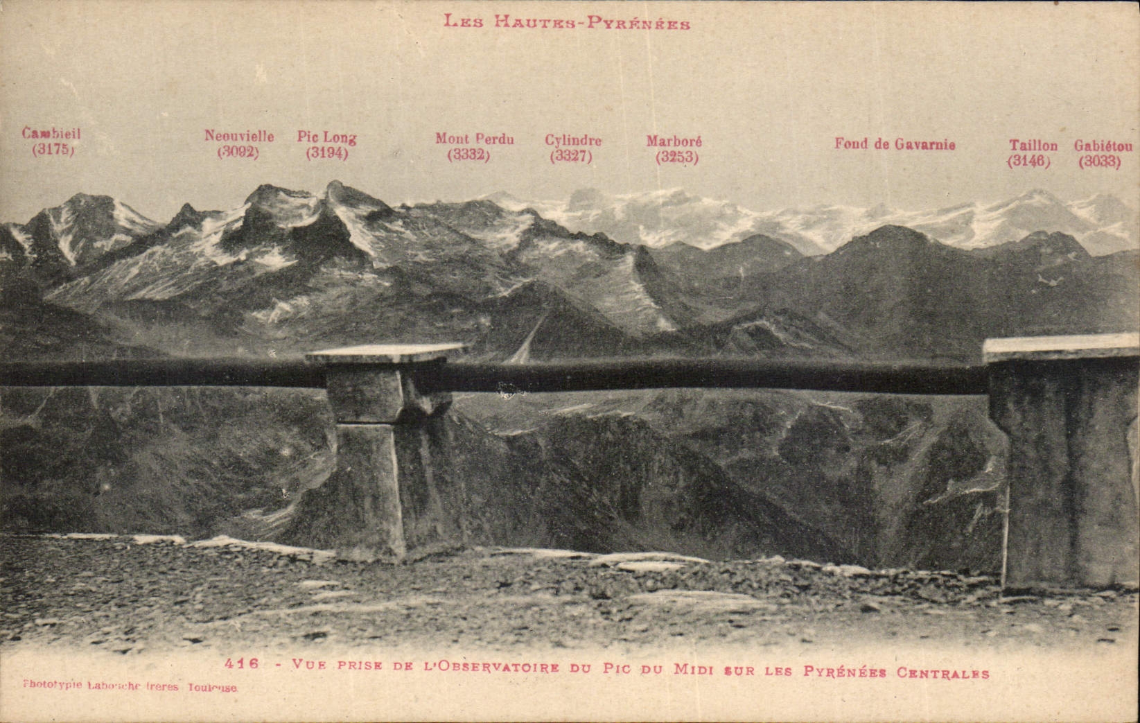 Vue prise de l'observatoire du Pic du Midi sur les Pyrénées centrales — Les Hautes-Pyrénées — Phototypie Labouchère, Toulouse