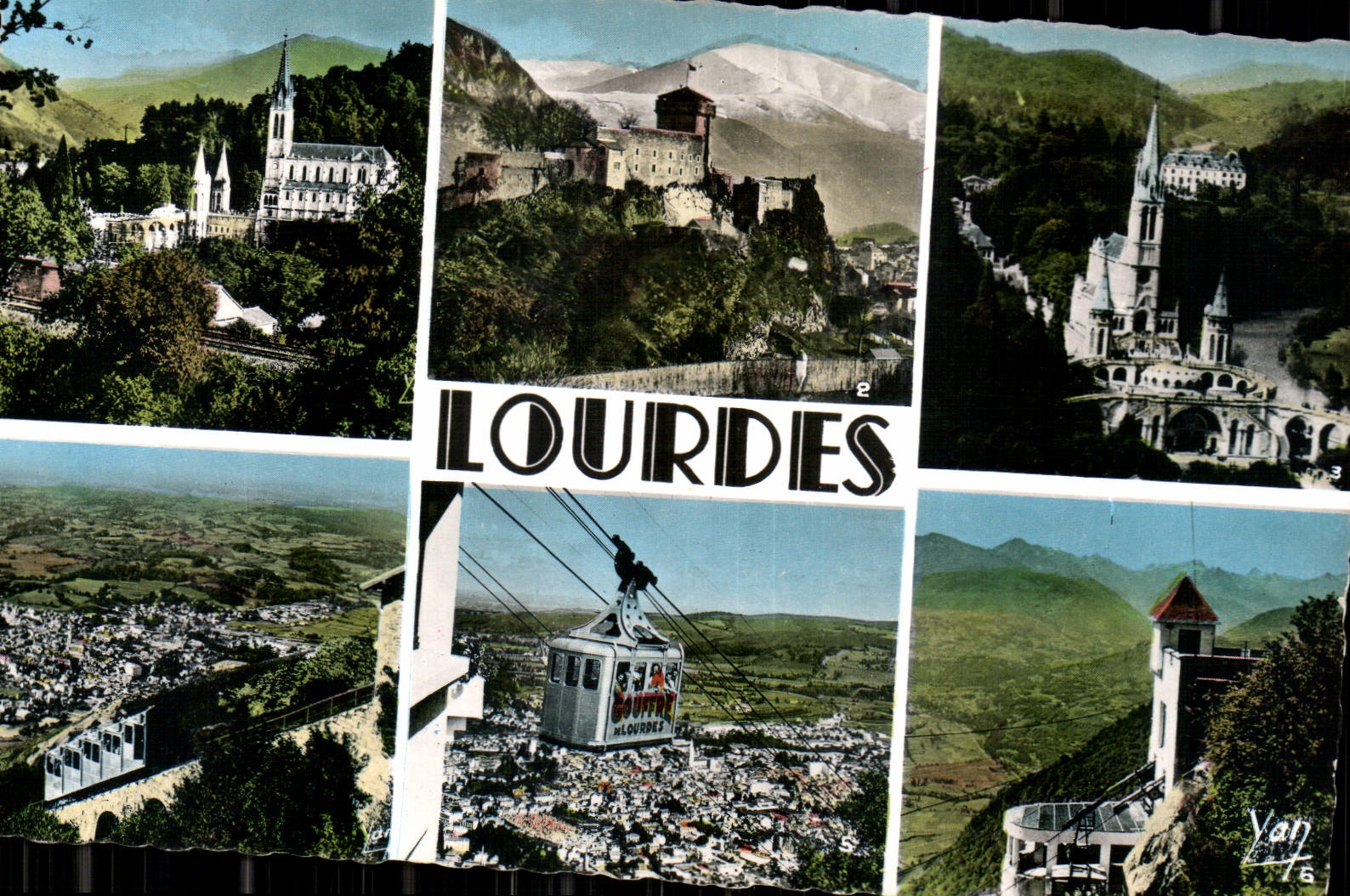 CPA Souvenir de Lourdes La Basilique et les Montagnes Le Chateau Fort Musee Pyreneen La Basilique vu