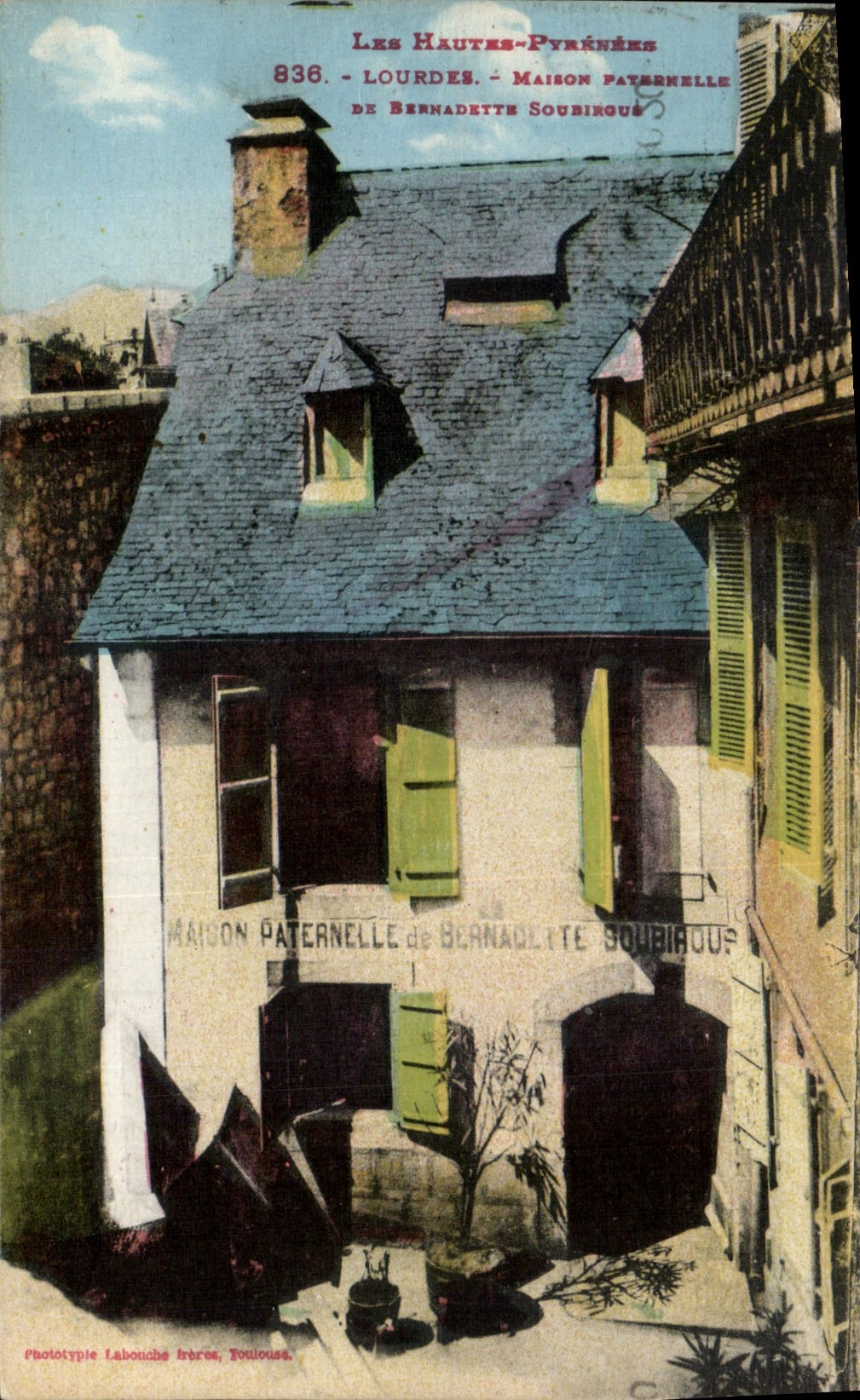 CPA Les Hautes Pyrenees Lourdes Maison paternelle de Bernadette Soubirous 