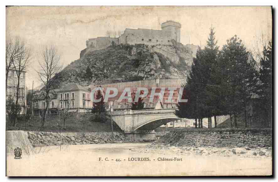 CPA Lourdes Chateau Fort 