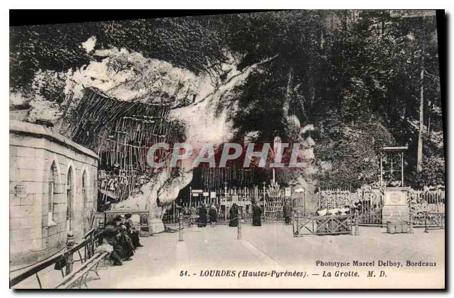 CPA Lourdes Hautes Pyrenees La Grotte 