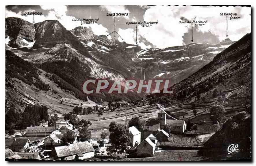 CPA Gavarnie Le Village et le Cirque 
