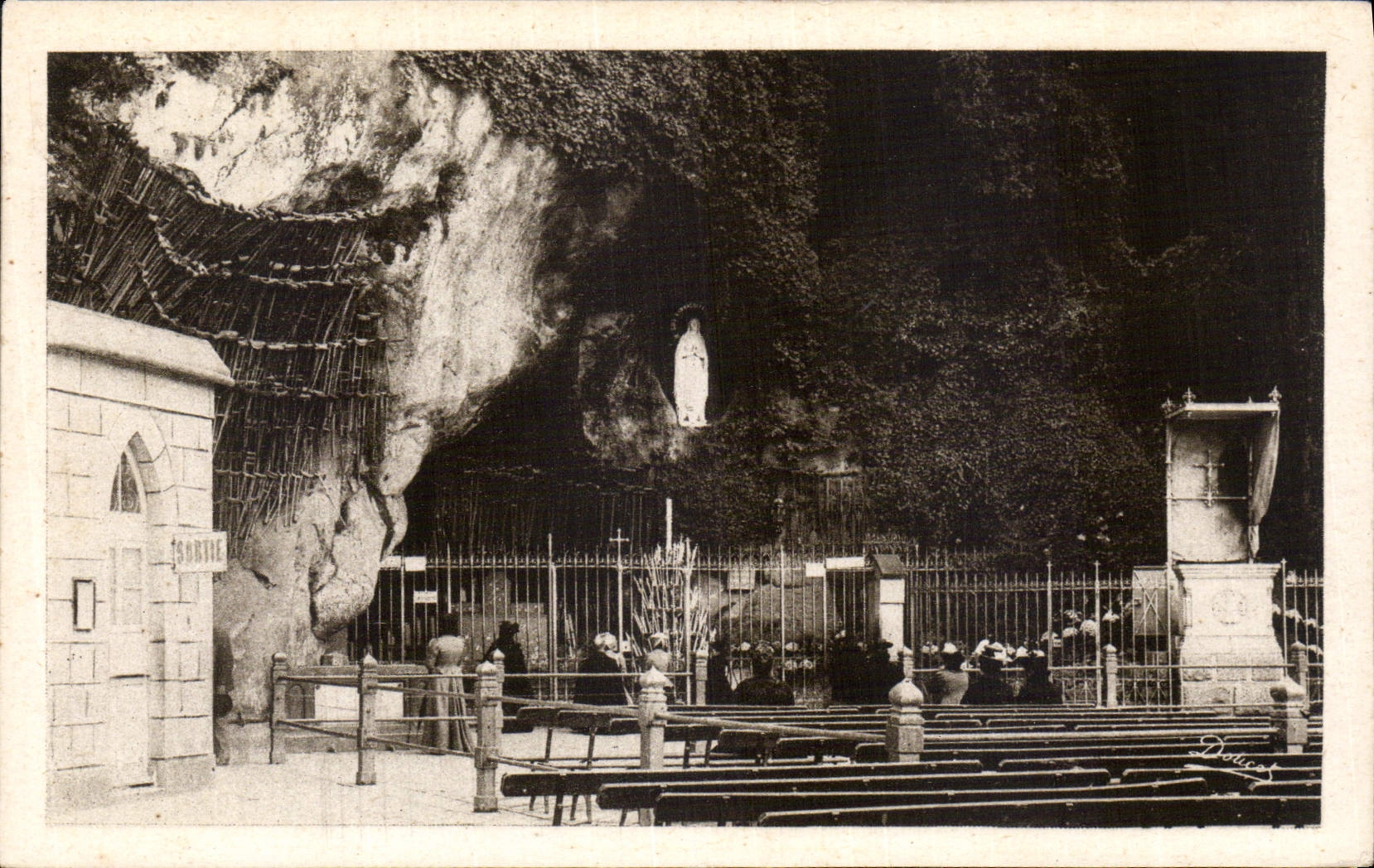 CPA Lourdes La Grotte 