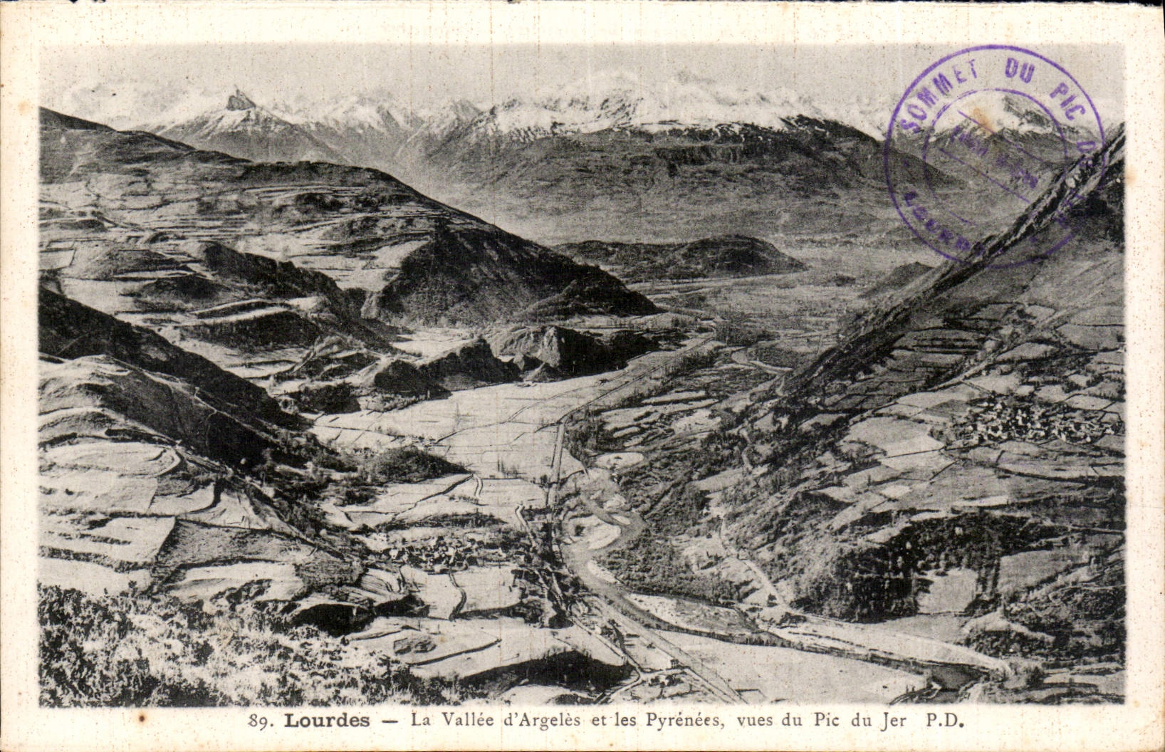 CPA Lourdes La Vallee d'Argeles et les Pyrenees vues du Pic du Jer 