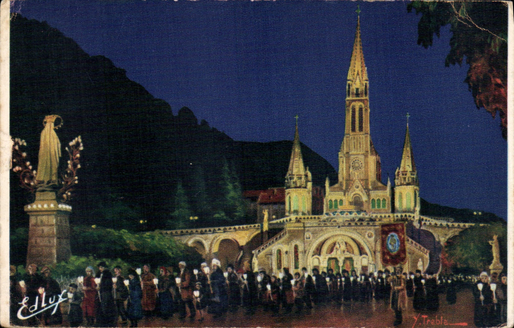 CPA Lourdes La procession aux flambeaux 