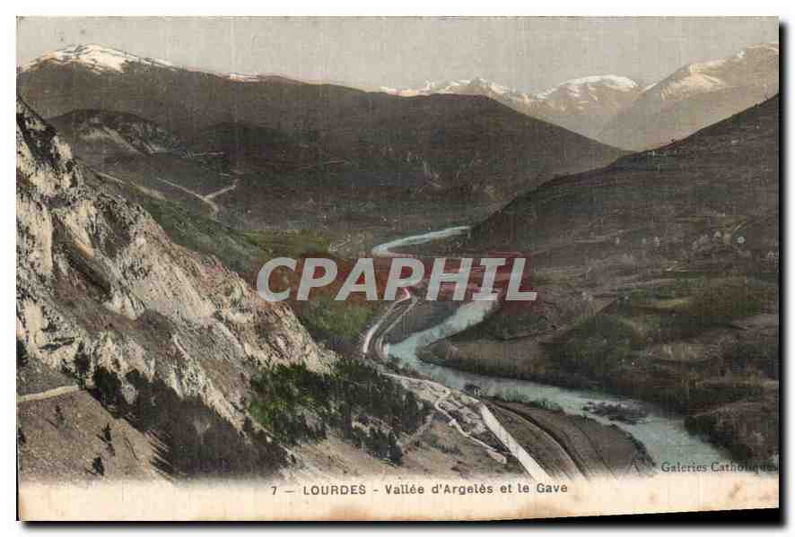 CPA Lourdes vallee d'Argeles et le Gave 