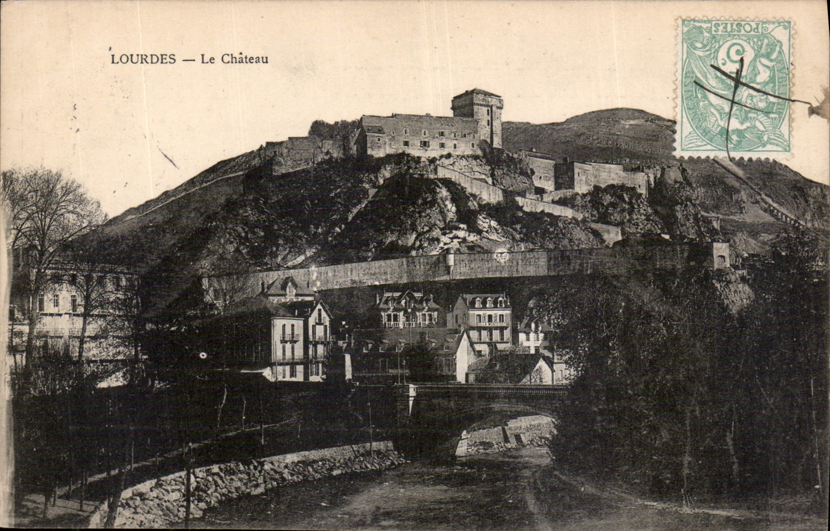 CPA Lourdes Le Chateau 