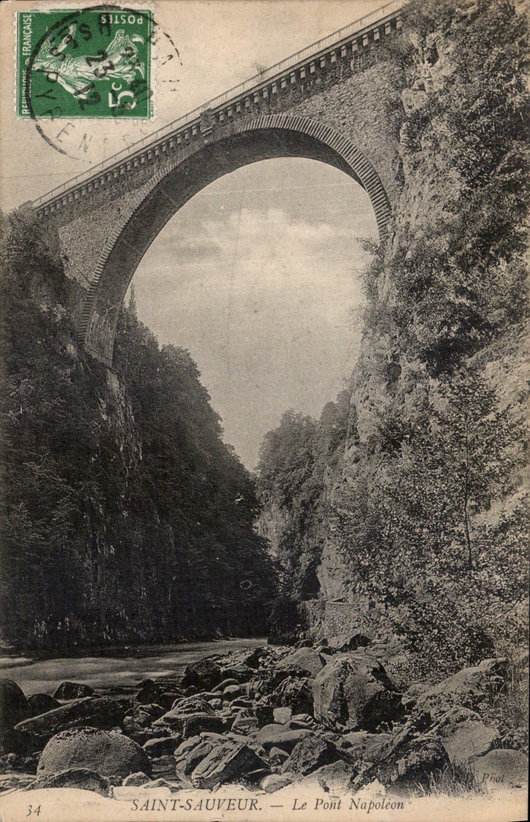 Saint-Sauveur — Le Pont Napoléon — Phot.