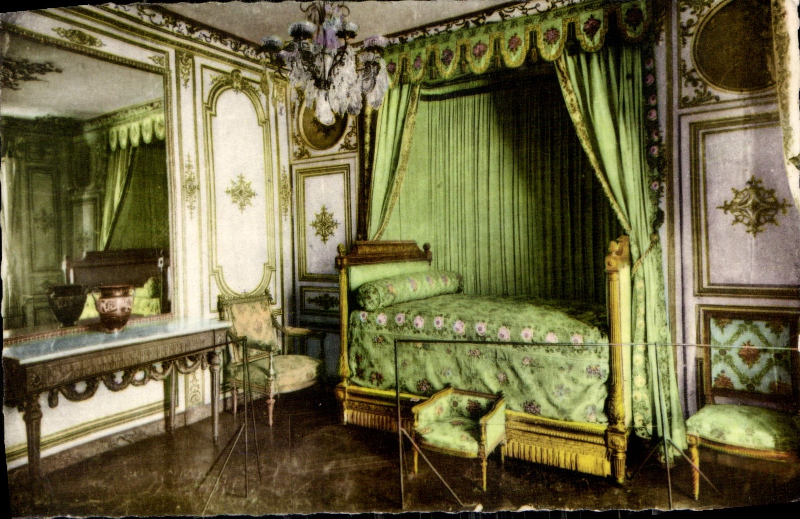 Habitación de Madame de Maintenon — Palacio de Fontainebleau — Bellichrome, n°54