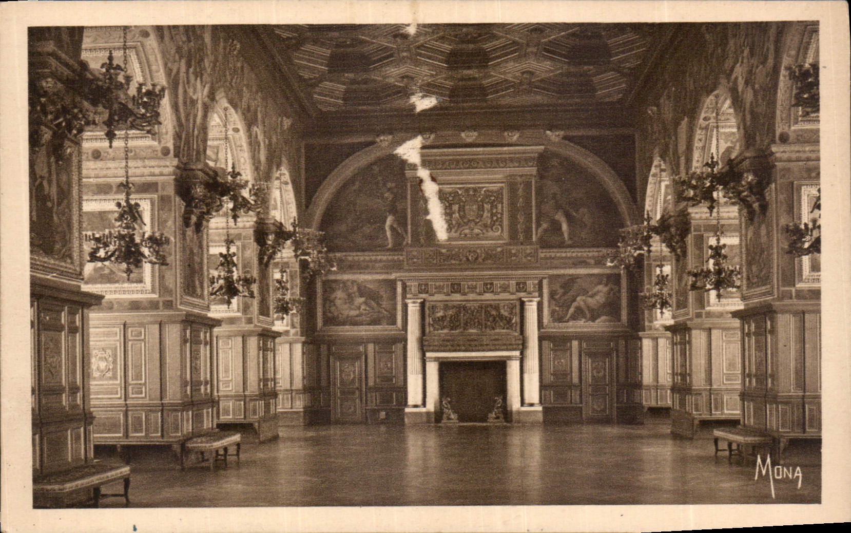 Schloss Fontainebleau — Galerie Henri II oder Ballsaal — Mona