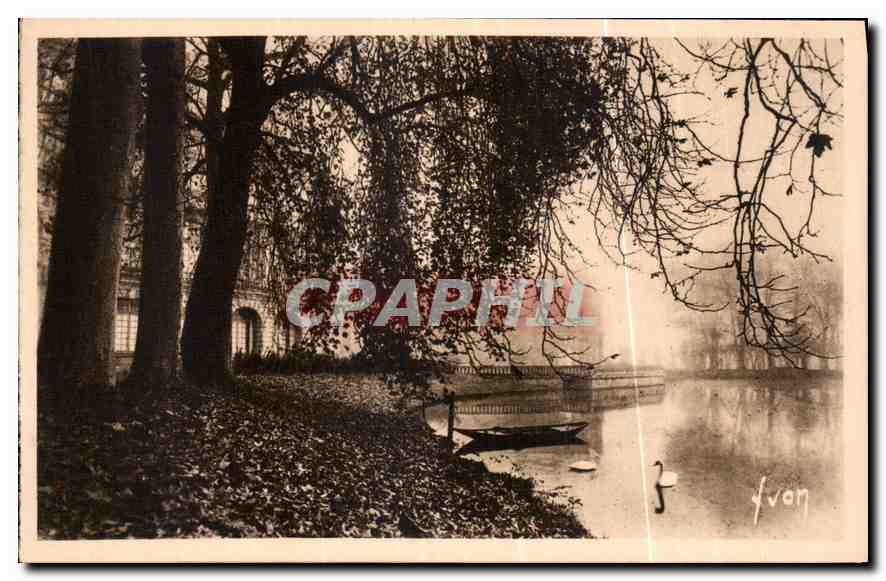Fontainebleau (S.-e.-M.) — Gärten des Palastes - Herbstmorgen — Les Éditions d'Art Martel, Paris