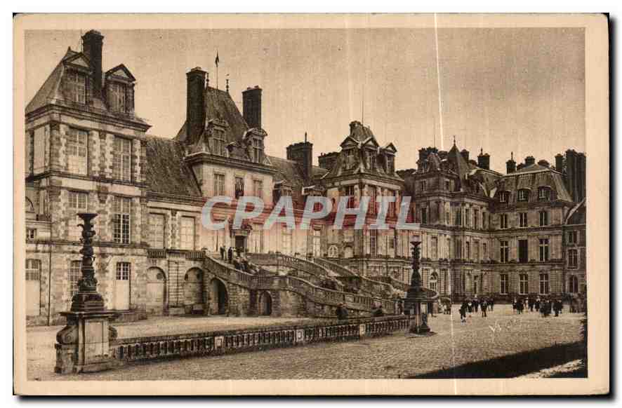 Schloss Fontainebleau — Hauptfassade — Art Edition YVON, Paris