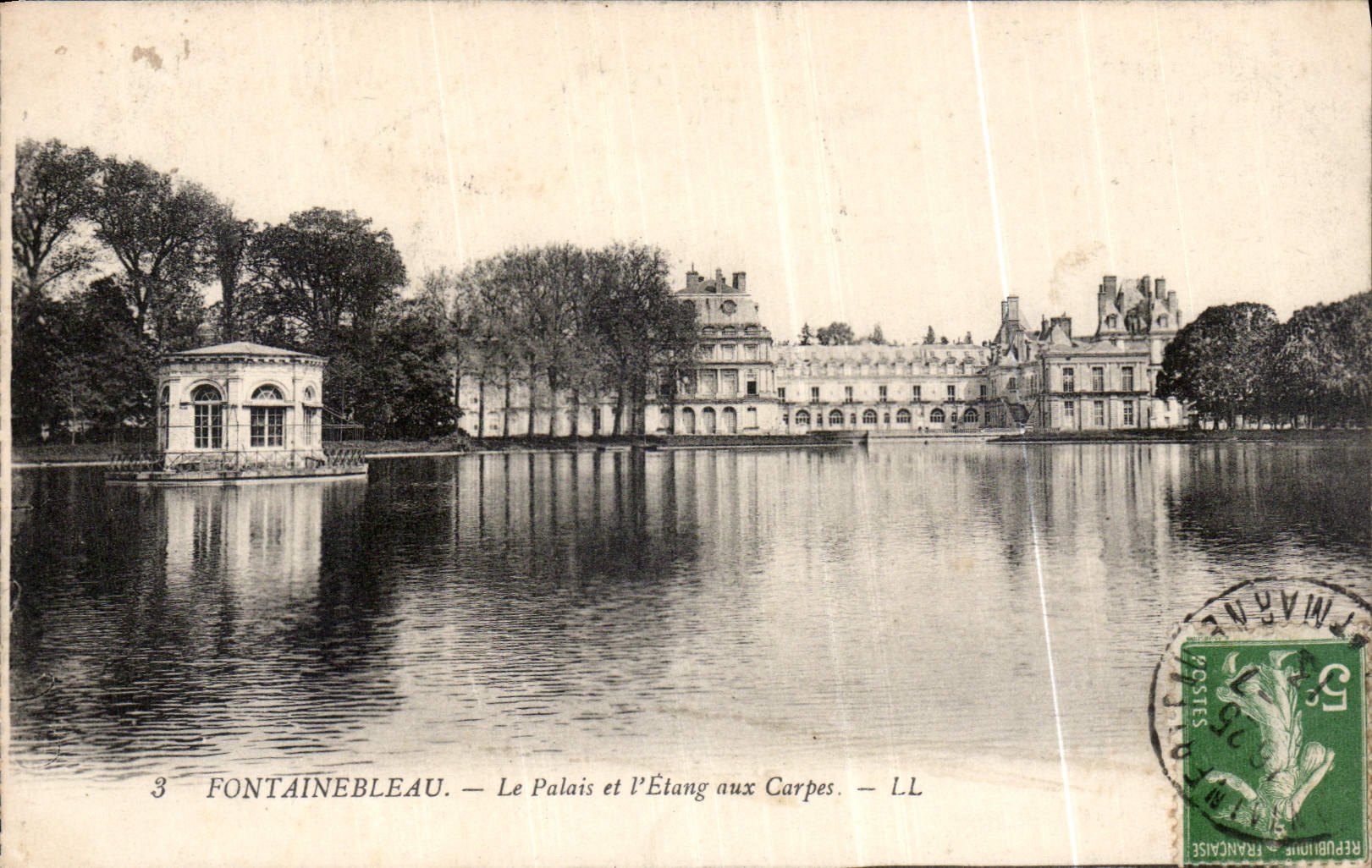 Fontainebleau — Il Palazzo e il Lago delle Carpe — LL