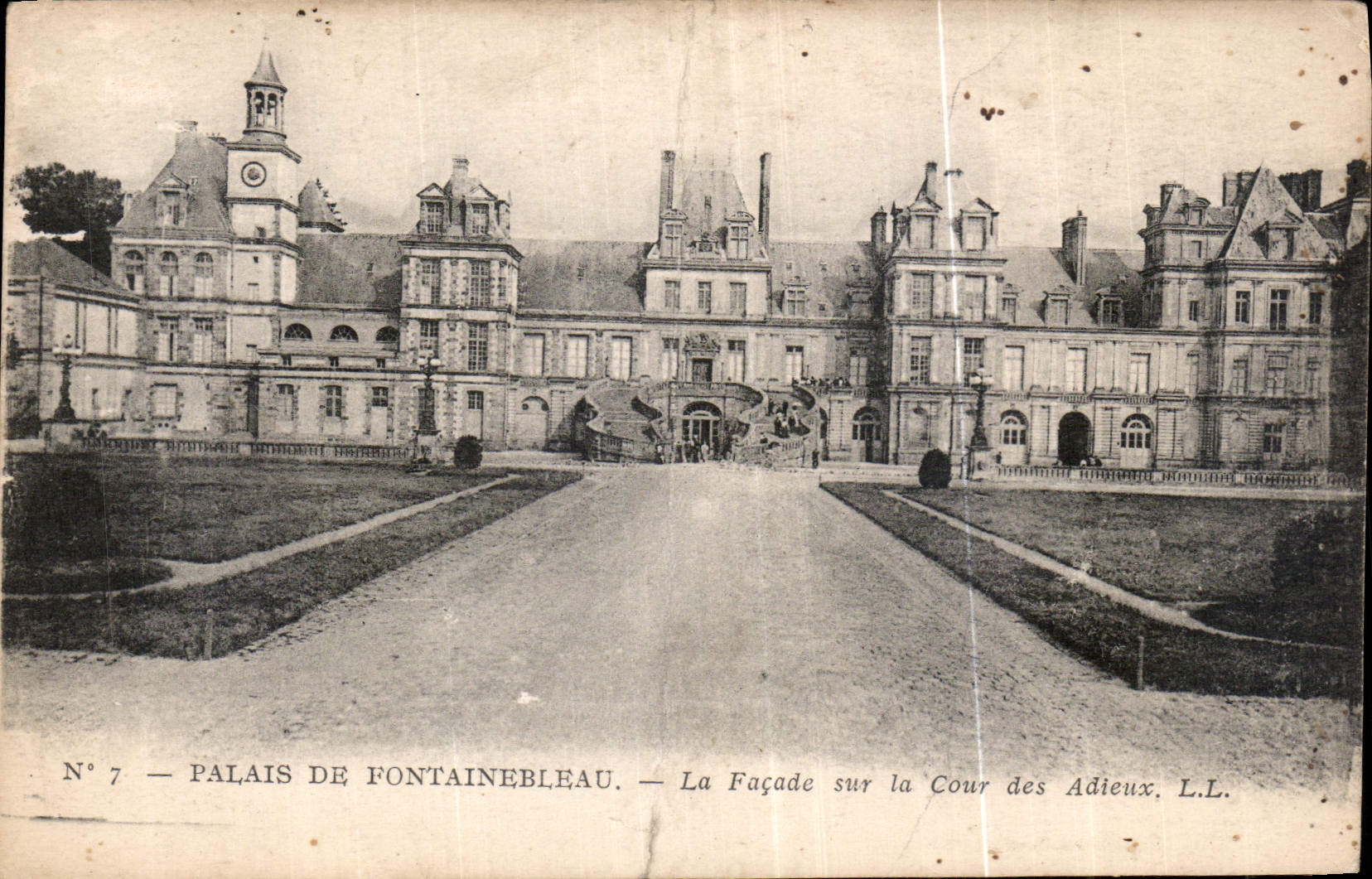 Cartolina d'epoca Palazzo di Fontainebleau, la Facade sulla Corte degli Addii
