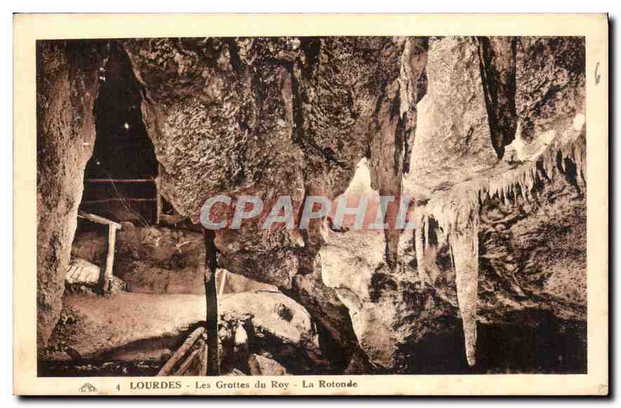 CPA Lourdes Les Grottes du Roy La Rotonde 