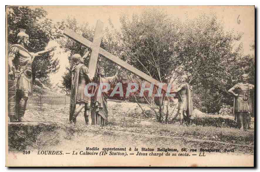 CPA Lourdes Le Calvaire II Station Jesus charge de sa Croix 