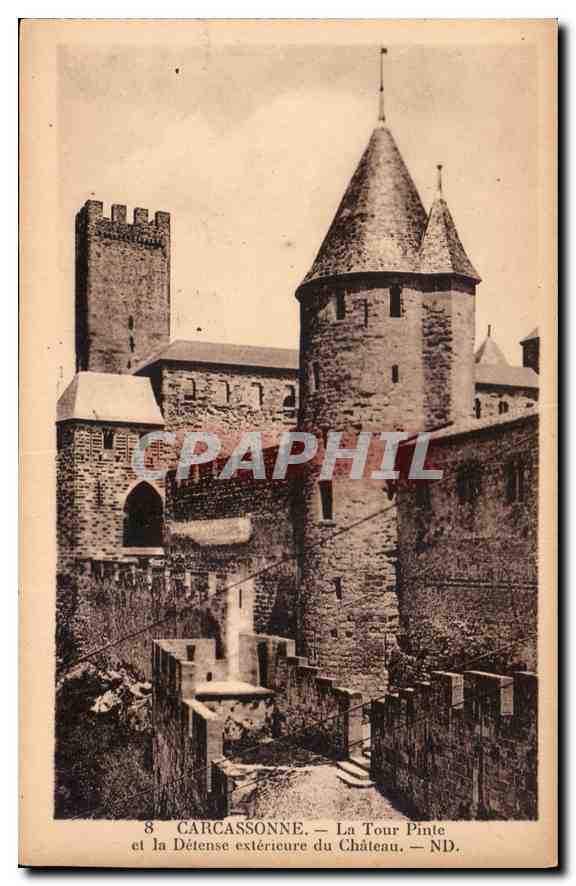 CPA Carcassonne la Tour Pinte et la Detense exterieure du Chateau 