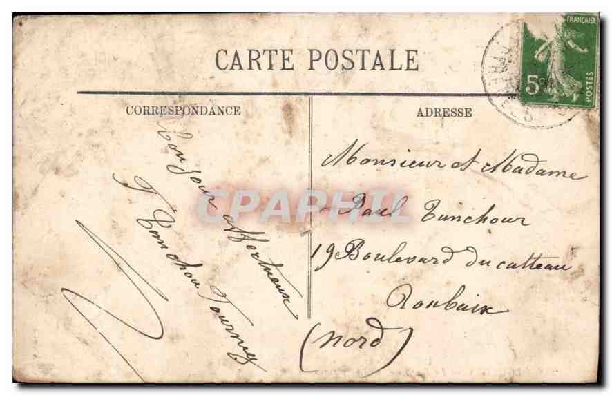 Lourdes — La Basilique — Vue plongeante — LL. — Verso