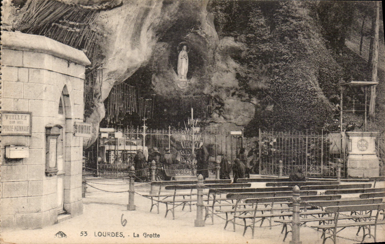 CPA Lourdes la Grotte 
