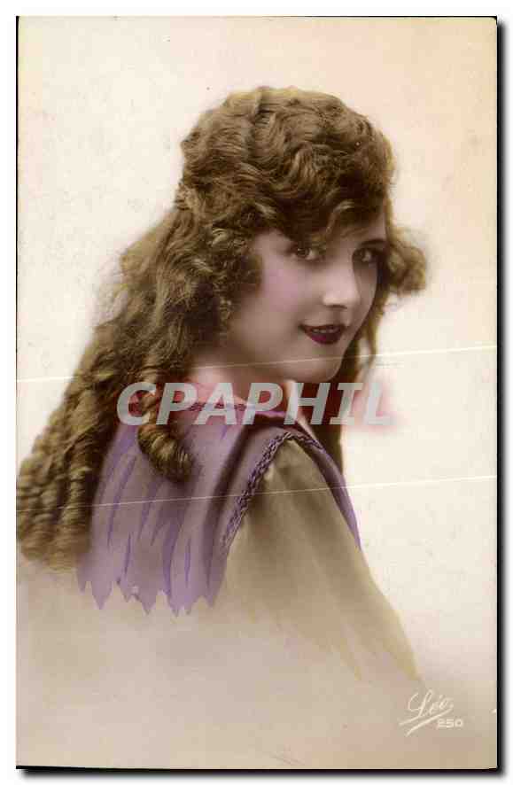 Jeune femme — portrait — Géic 250