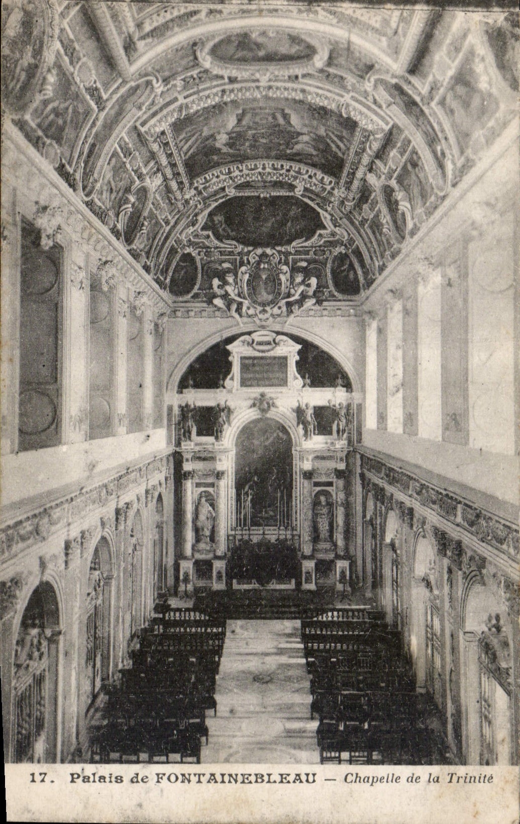 Paleis van FONTAINEBLEAU — Kapel van de Heilige Drie-eenheid — n°17