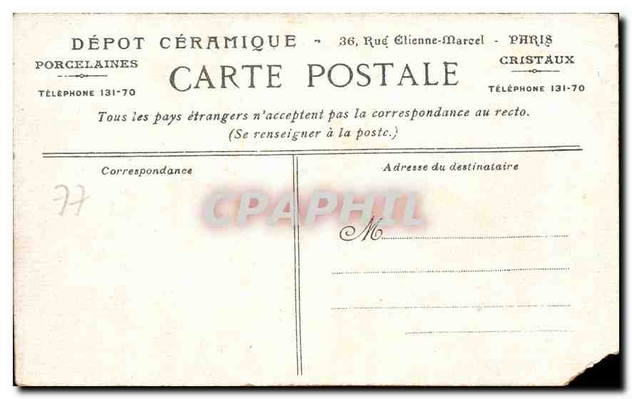 Fontainebleau - Le Palais. Cour de l'École d'application — Dépot Céramique, 36, rue Étienne-Marcel, Paris — Porcelaines & Cristaux — Verso