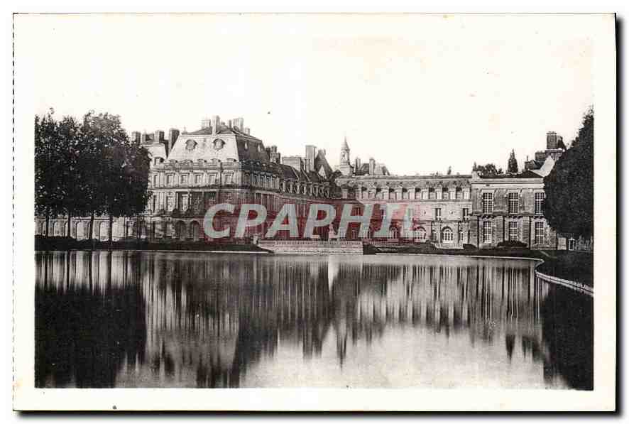 Schloss Fontainebleau — Allgemeiner Blick auf das Wasserbecken — CPAPHIL n°141