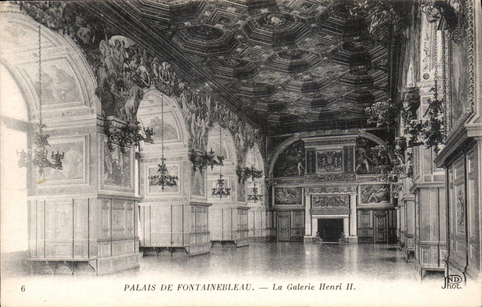 Schloss Fontainebleau — Die Galerie Henri II — ND Phot.