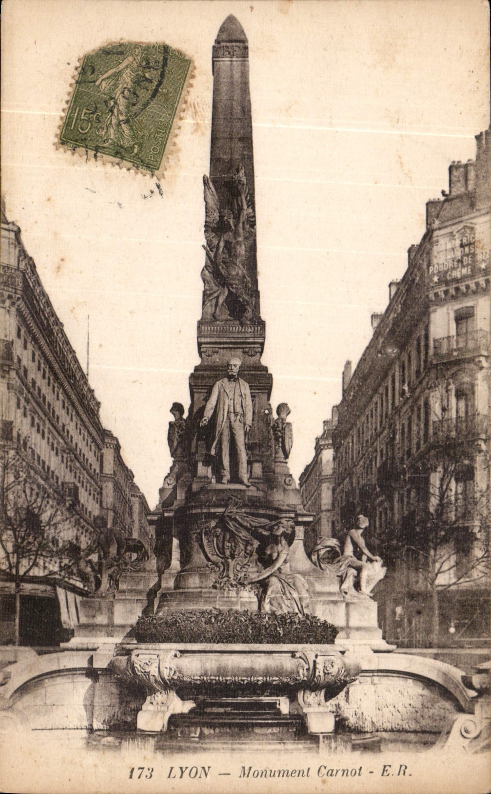 CPA Lyon Monument Carnot 