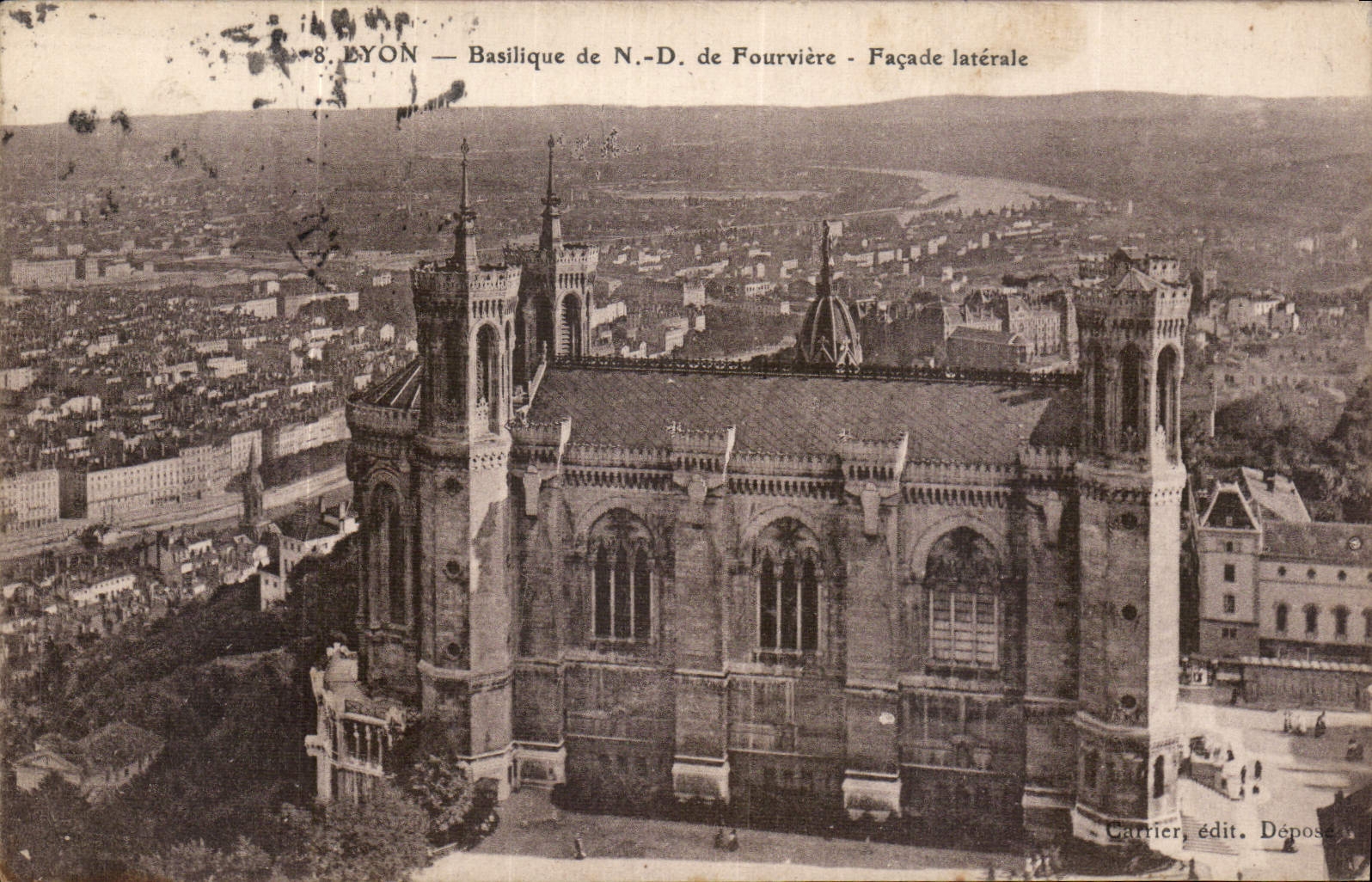 CPA Lyon Basilique de N D de Fourviere Facade Laterale 