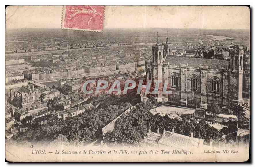 CPA Lyon la Sanctuaire de Fourvriere et la Ville vue prise de la Tour Metallique 