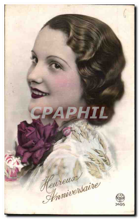 Jeune femme souriante — Anniversaire — Nojek 3495