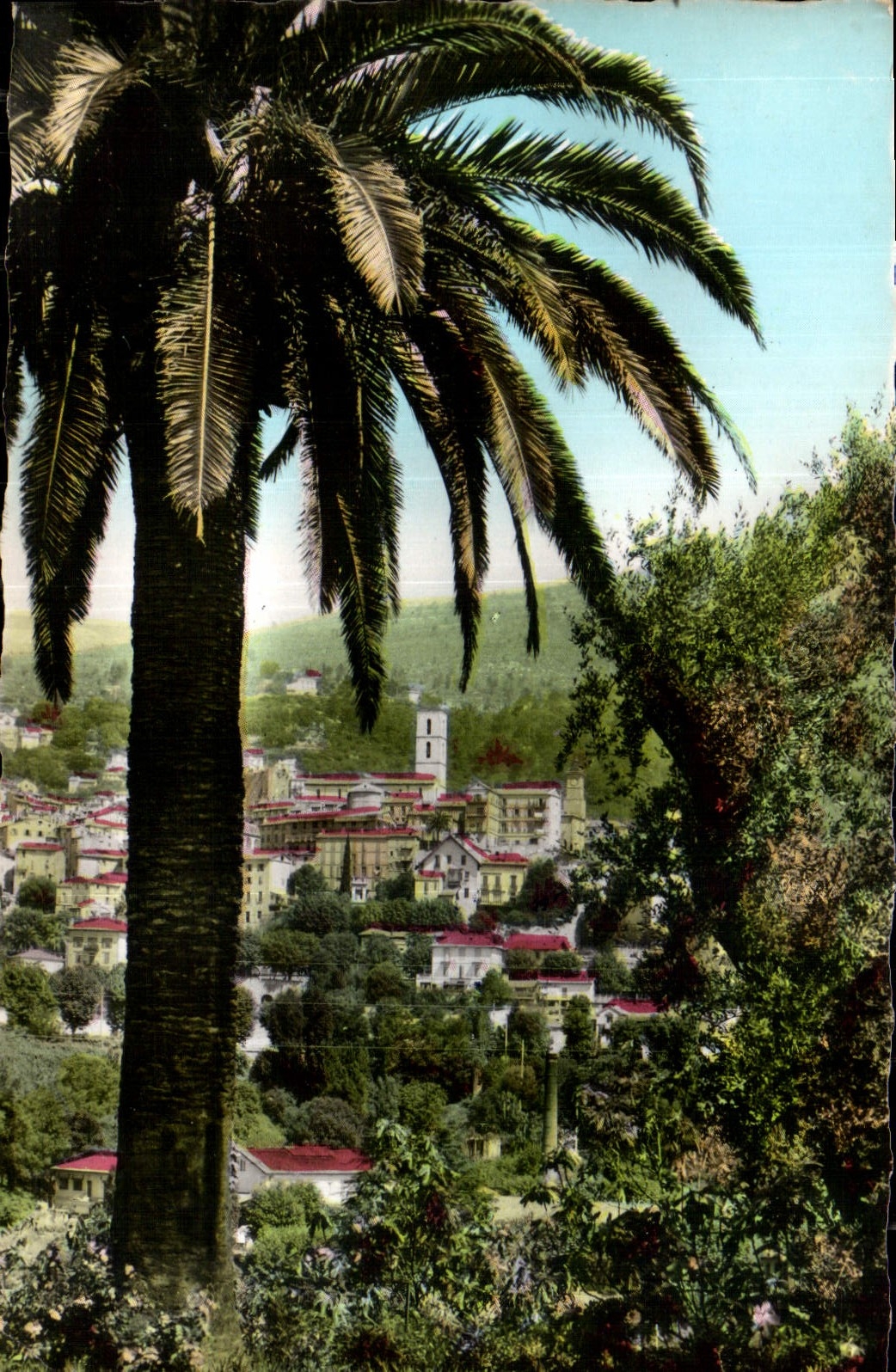 CPA Grasse Alpes Maritimes echappee sur la Ville vue prise des Ets Robertet et Ciet 