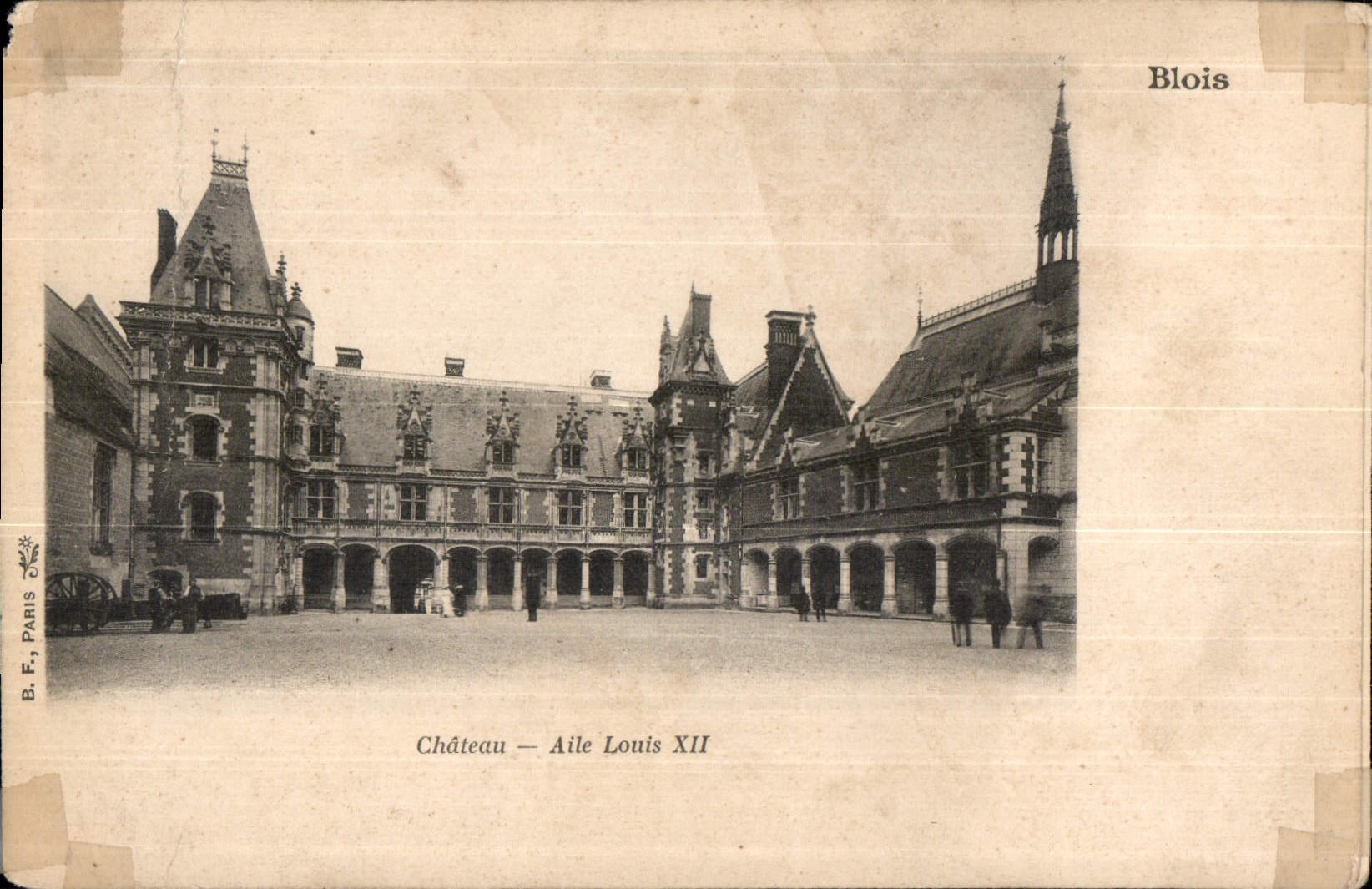 Schloss — Flügel Louis XII — Blois