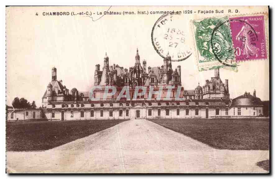 CPA Chambord L et C le Chateau mon hist Commence en 1526 Facade Sud 