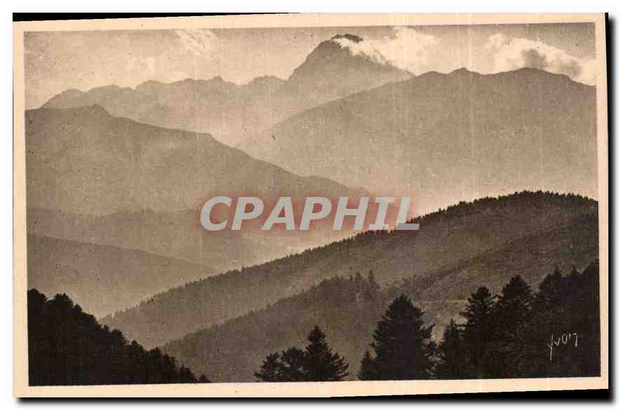CPA La Douce France Les Pyrenees Bagneres de Bigore Environs col d'Aspin et Pic du Midi 