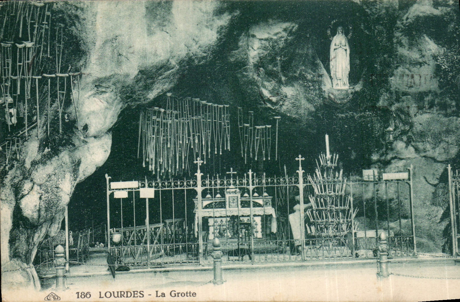 CPA Lourdes la Grotte 