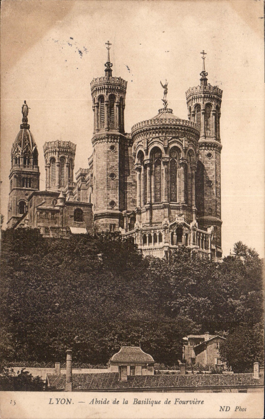 CPA Lyon abside de la Basilique de Fourviere 