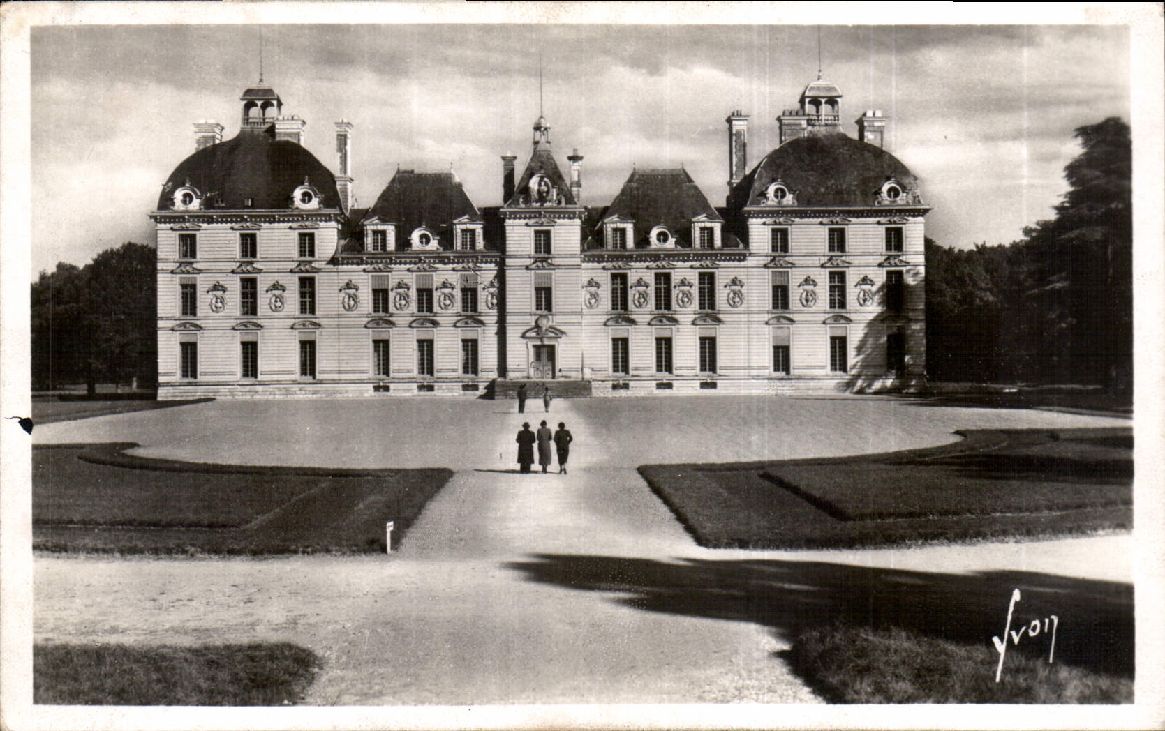 CPA Cheverny Loir et Cher Le chateau 