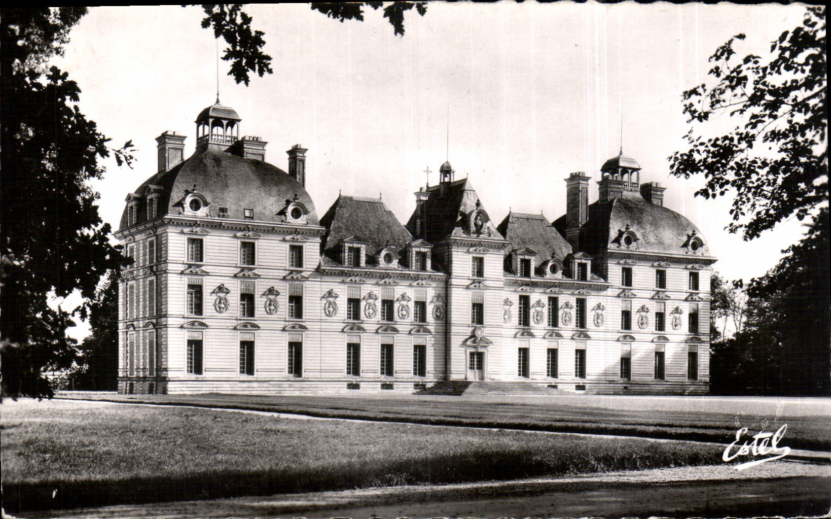 CPA Le Chateau de Cheverny La Facade Sud 