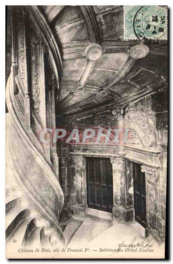 CPA Chateau de Blois aile de Francois I Interieur du Grand Escalier 