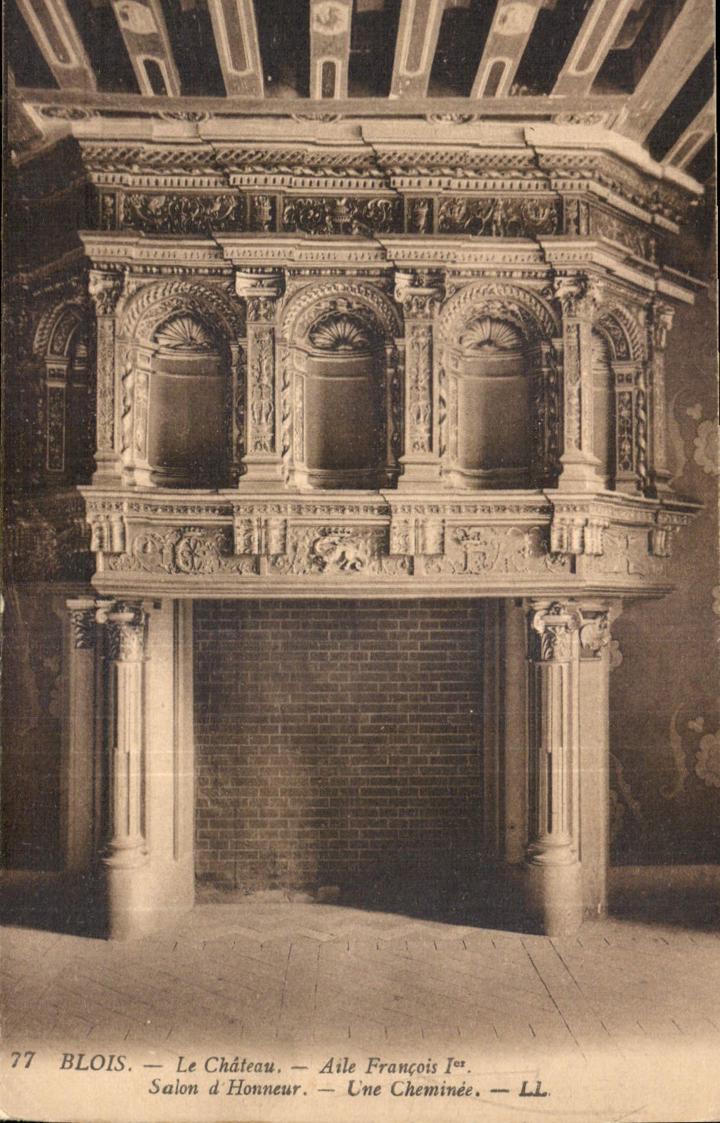 CPA Blois Le Chateau Aile Francois I Salon d'Honneur Une Cheminee 